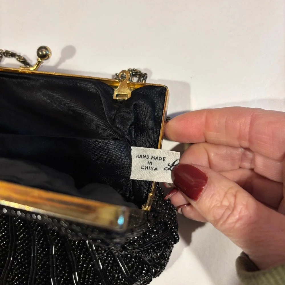 La Regale Black Beaded Shell Evening Clutch‎ Bag Vintage Kiss Lock Formal Purse